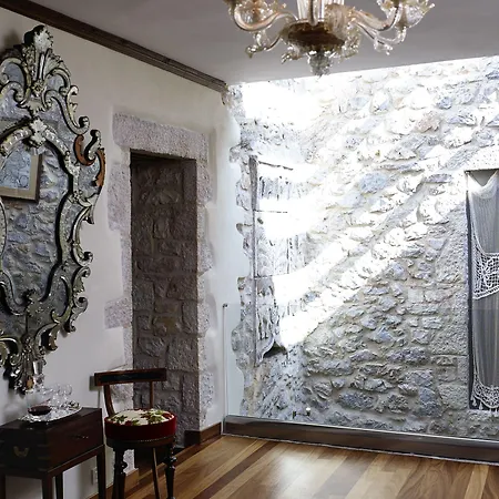 Vager Hotel Levídhion