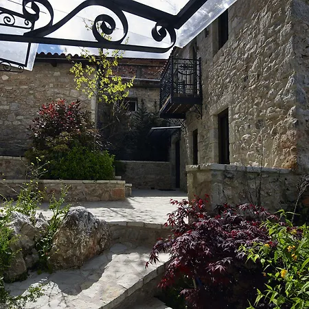 Vager Hotel Levídhion